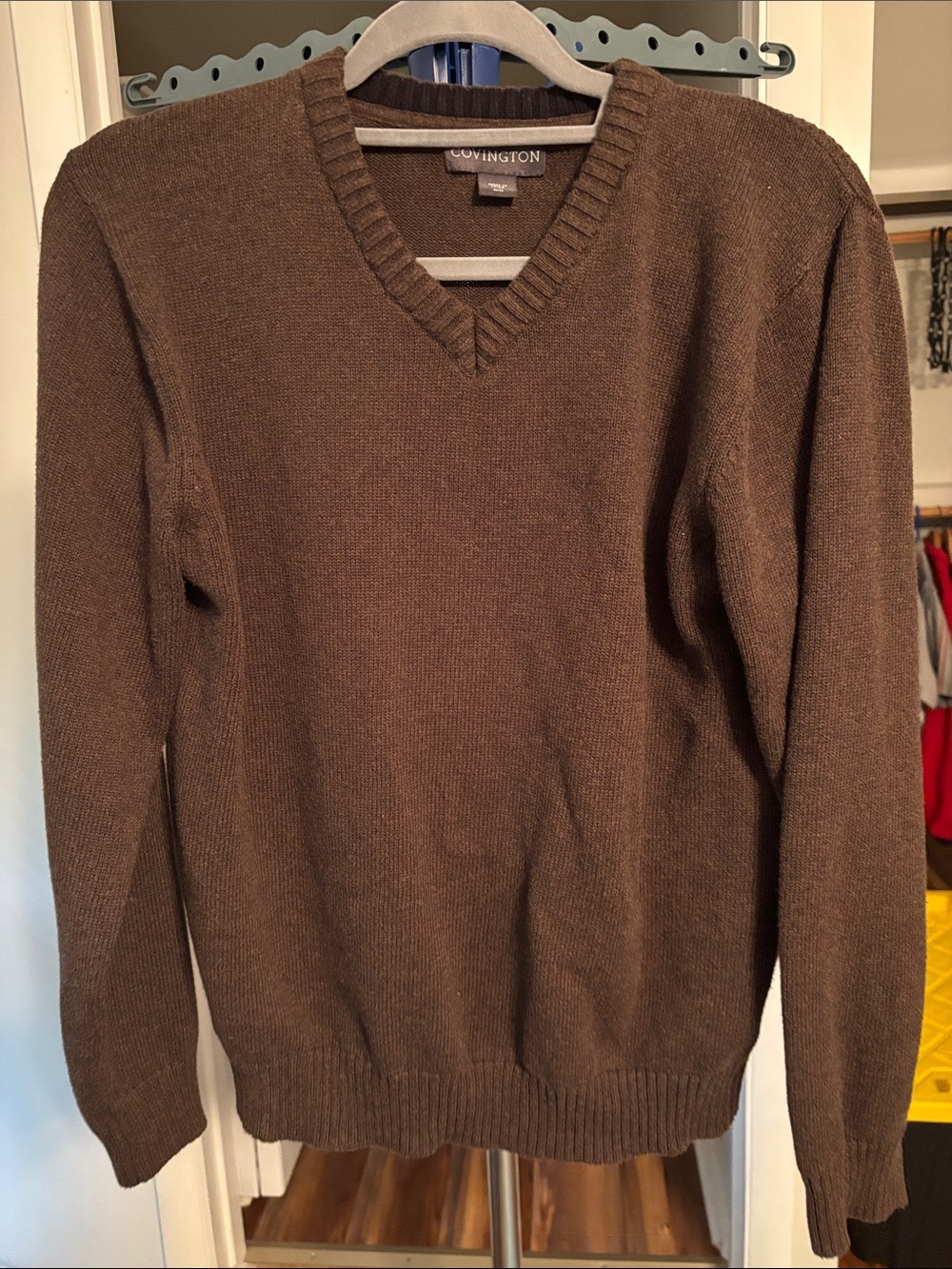 Covington Men's Chocolate Brown V-Neck Sweater